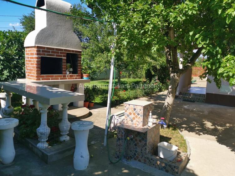 Imobil Mosoaia - Hintesti, 14 camere, teren 1.382mp - 27