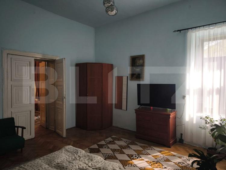 Propietate cu 2 case si spatiu comercial, 585 mp teren, intersectia cu agronomia