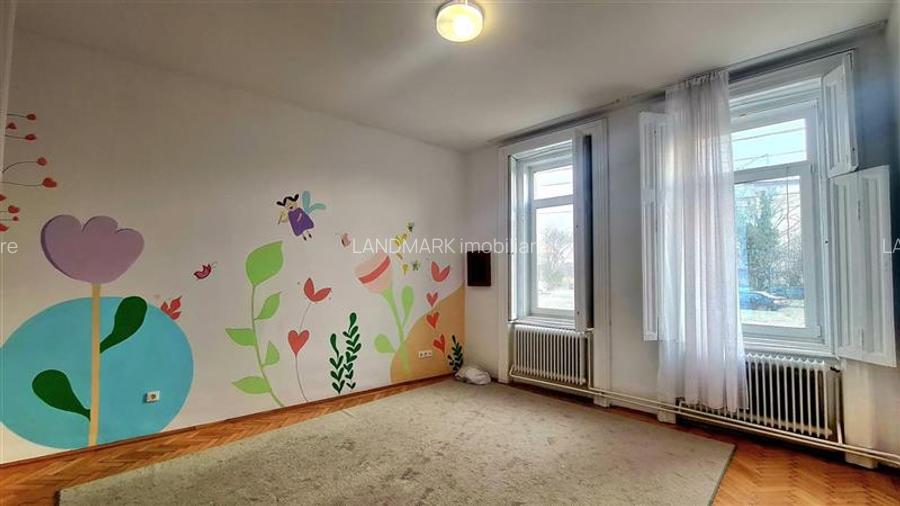 Casa cu 10 camere de vanzare,  zona Semicentrala, - 9