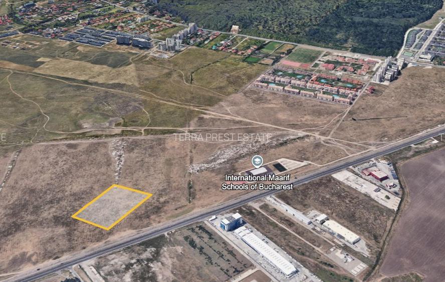 Intravilan scoala americana! - 2