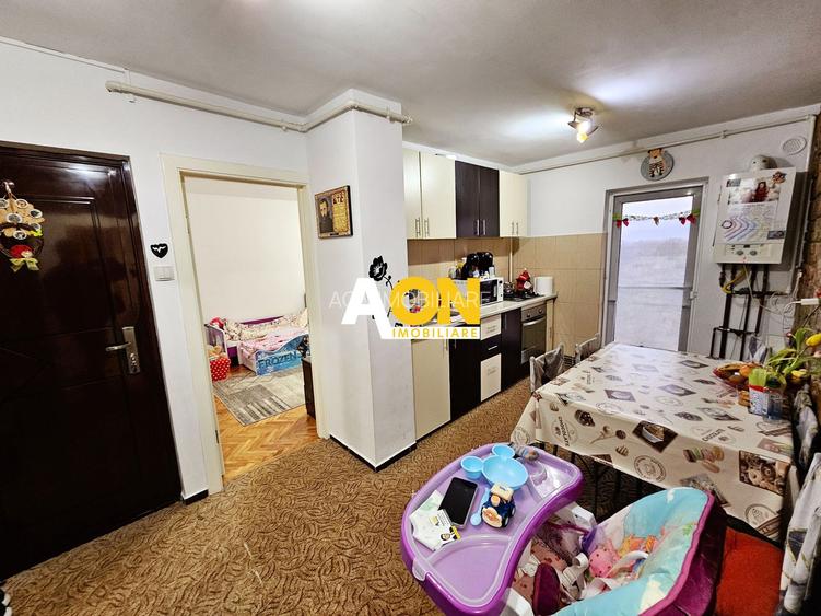 Apartament 2 camere, decomandat, mobilat, utilat, etaj 3, Ampoi 2 - 5