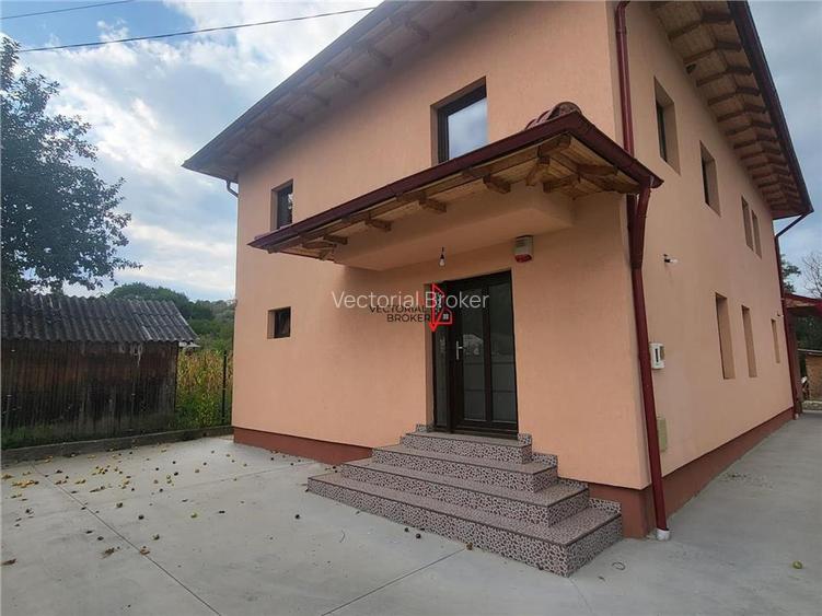 Vanzare casa 5 camere sau schimb cu aparatment in Pitesti sau Curtea de Arges- M - 25