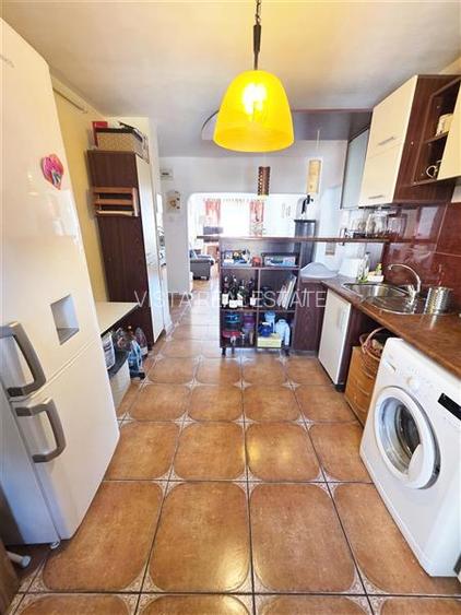 Apartament 4 camere, zona Racadau - 5