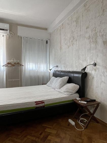 Apartament Calea Victoriei nr 208, risc 1, vedere stradala. - 2