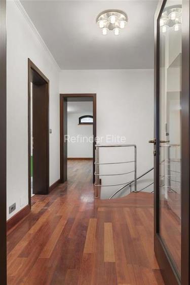 Vila Baneasa - Sisesti - Romatsa | 410 mpu | teren 652 mp | constructie 2007 - 9