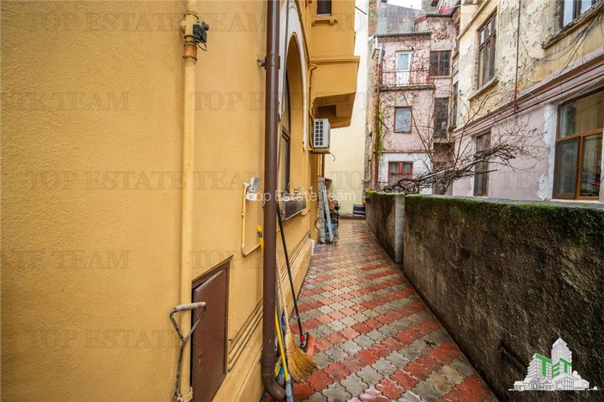 Vila de vanzare  - Zona Victoriei | Pretabil birouri, clinica sau rezidential - 23