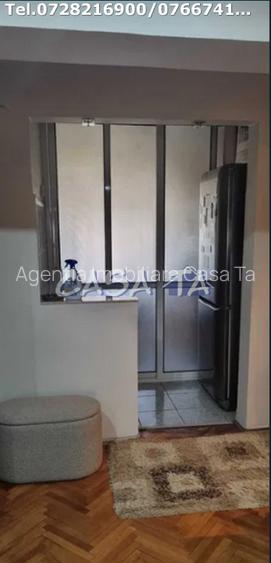 Apartament 3 camere, situat in Targu Jiu, Str. Gheorghe Magheru - 4