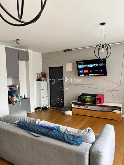 Apartament cu 3 camere semidecomandat în Florești - 19