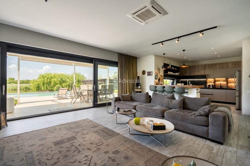 Vila individuală cu piscină și deschidere la lac – Izvorani, zona exclusivistă - 11