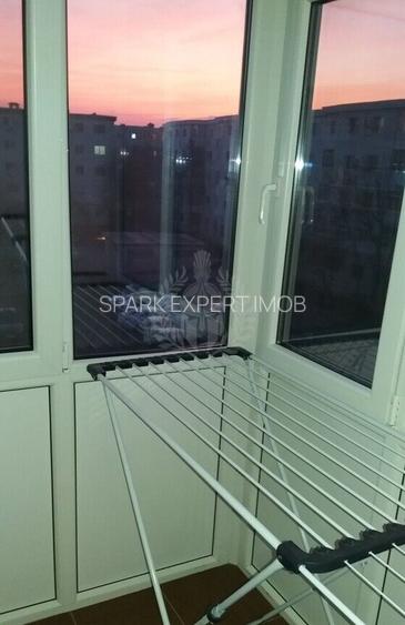 2 CAMERE // 9 MAI // ZONA LINISTITA - 9