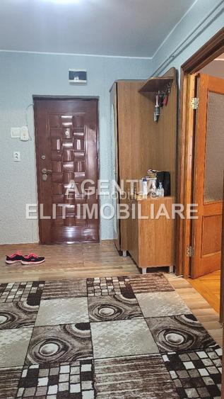 Apartament 3 camere, zona Centrala - 2