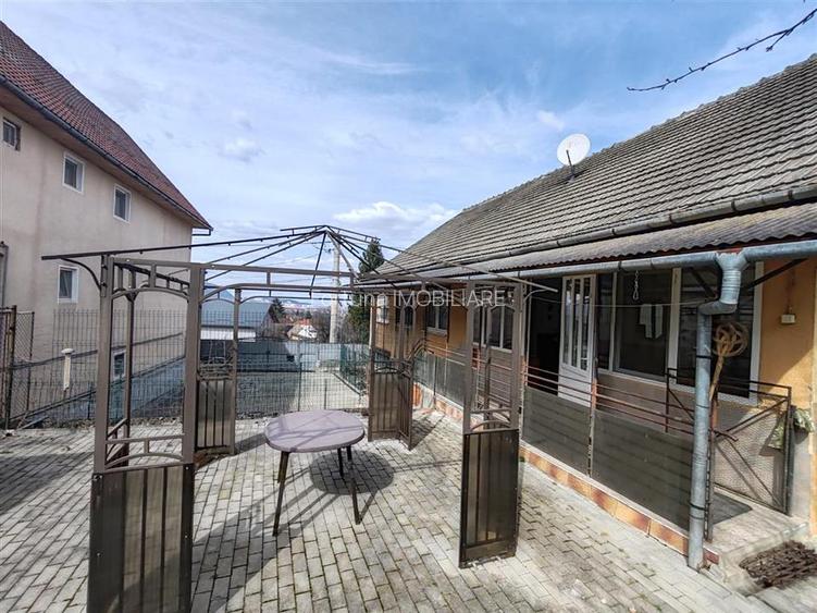 Casa individuala , teren 717 mp - Sacele - 18
