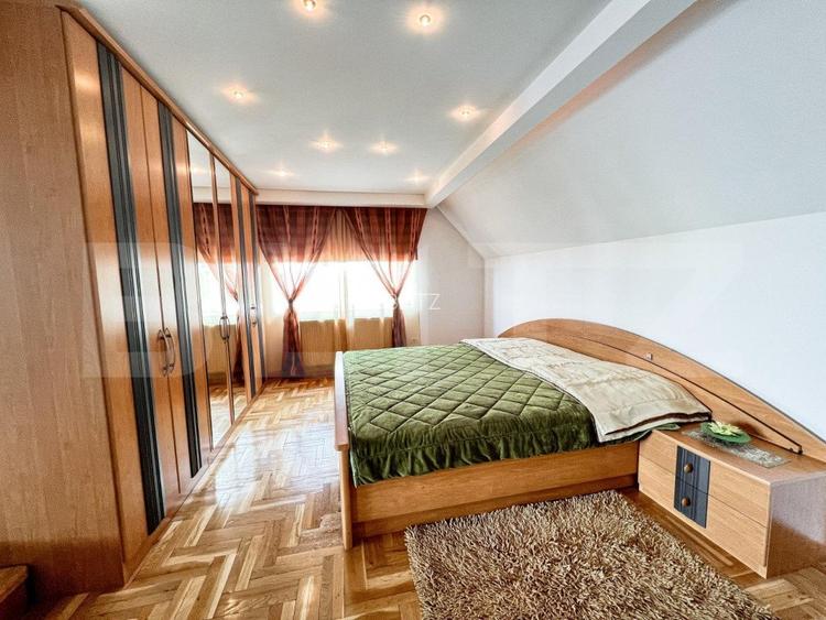 Vila deosebita de 534 mp, 1800 mp, terasa, Codlea  - 3