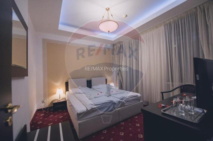 HOTEL 3 stele de vanzare Predeal centru, Brasov - 2