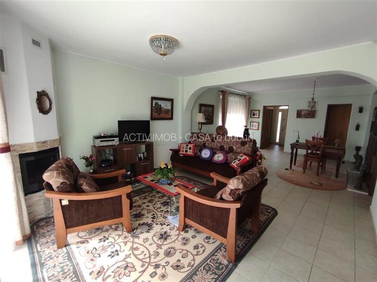 Vila 7 camere 230 mp - Clinceni   Str. Monumentul Eroilor - 9