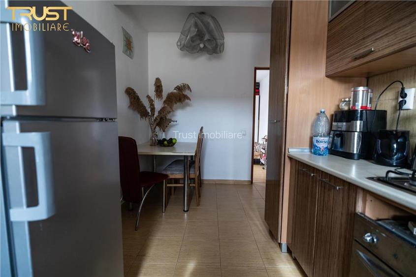 2 camere l Decomandat l Zorilor l Garaj l 2 Balcoane - 11