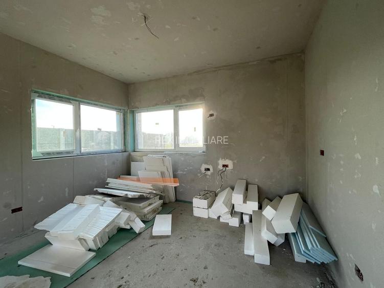 Duplex complet despartit - 3 camere - Mosnita Noua - 3