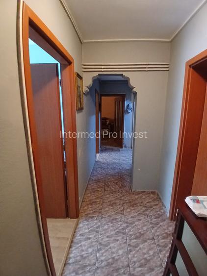 Delfinariu-Unirii! 3camere. dec. comf 0, 2 gs. - 2