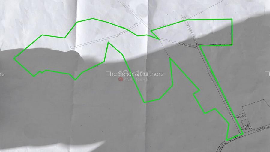 Teren Intravilan - Amplasare Unica - 10