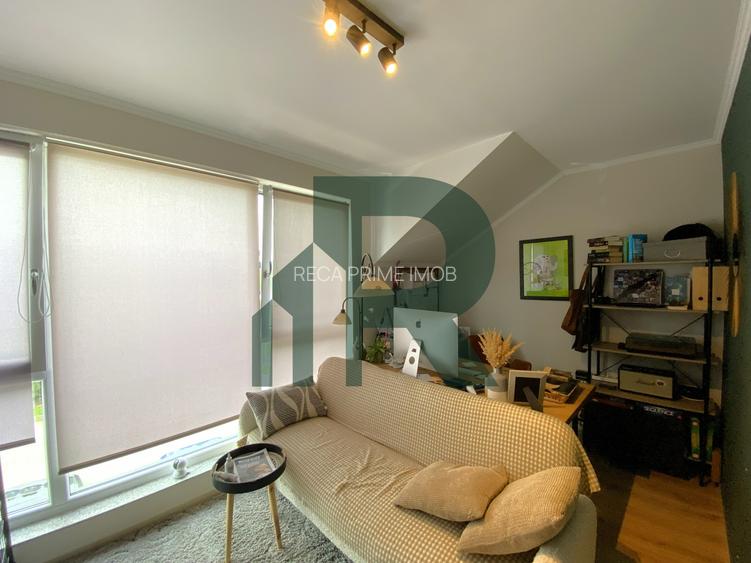 Duplex cu 4 camere 2 bai si curte libera 200 mp in Cisnadie - 10