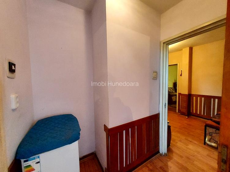 Apartament 3 camere, Deva suprafata totala utila 8 – str. Titu Maiorescu, parter - 3