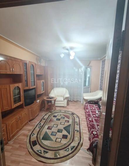 Apartament 2 camere, etajul 1/4, zona Nicolina - 2