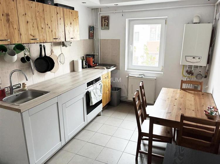 BUZIASULUI - 3 CAM - BLOC ANVELOPAT - CENTRALA PROPRIE/AC - MOBILAT COMPLET - 6