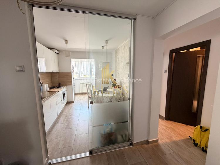 Apartament 3 camere | Bd. Chișinău - 12