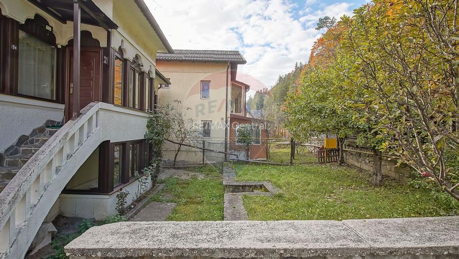 Vilă cu farmec istoric în Bușteni, pensiune sau locuință de vacanță! - 36