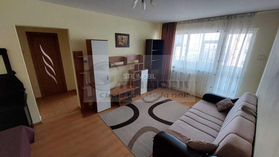 Apartament de vanzare cu 2 camere mobilat 52 mp Podul Ros 110.000 euro - 2