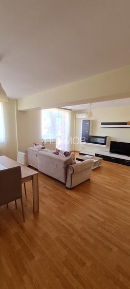 Vand apartament 3 camere foarte spatios - 4