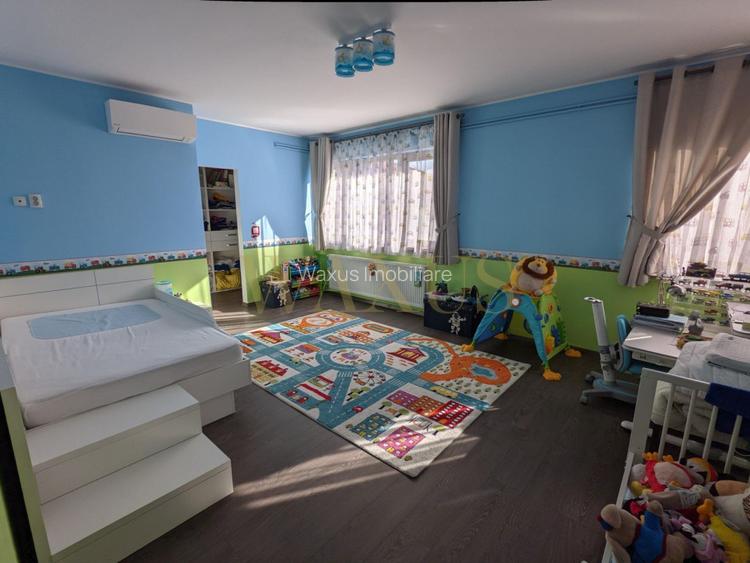 Casă individuală cu 5 camere, 4 dormitoare, 236 mp, dressing, - 12