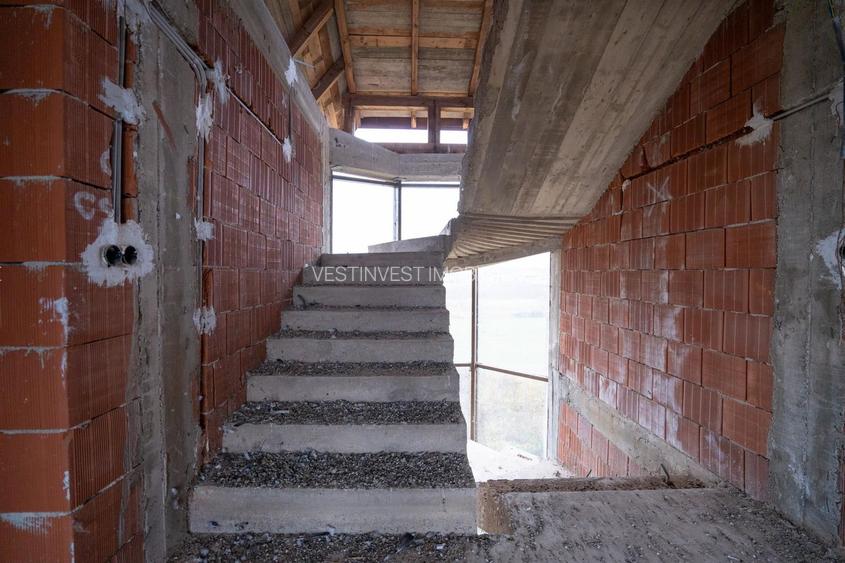 Casǎ de vânzare 7 camere P+E Sânmartin sat. Rontǎu - 12