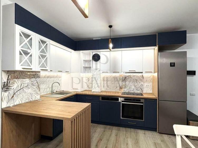 TORONTAL - ETAJ 7 -  XCITY TOWER - 3 CAMERE - 2 BAI - 2 TERASE - LOC PARCARE SUB - 4