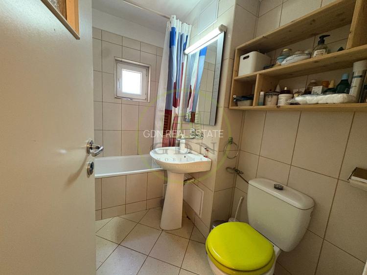 Apartament, 3 camere, decomandat, Cartier Brazda lui Novac , Zona Randez Vous - 7