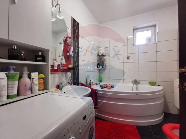 Casă 6 camere si curte, zona Metro Oradea, de vanzare - 6