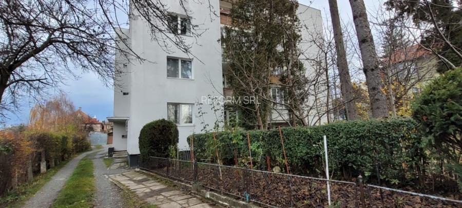 De vânzare apartament cu 2 camere pe str. Republicii - 10