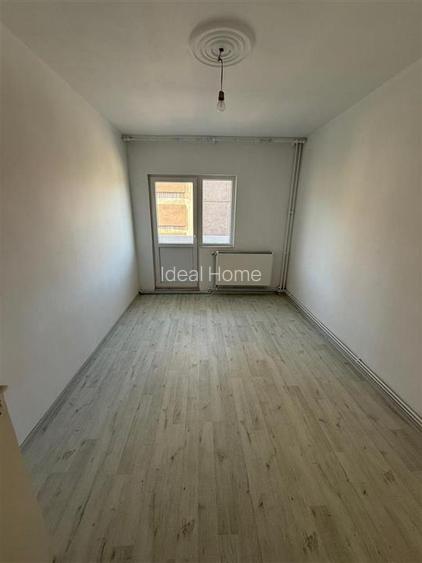 Apartament 3 Camere Decomandat Bl 1989 Frumoasa - 3