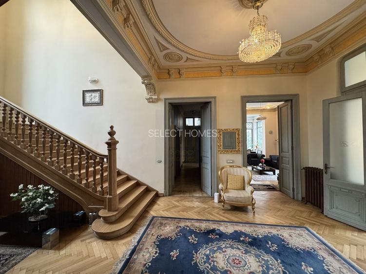 Vila istorica de vanzare in zona *Unirii* | 21 camere | curte, garaj - 9