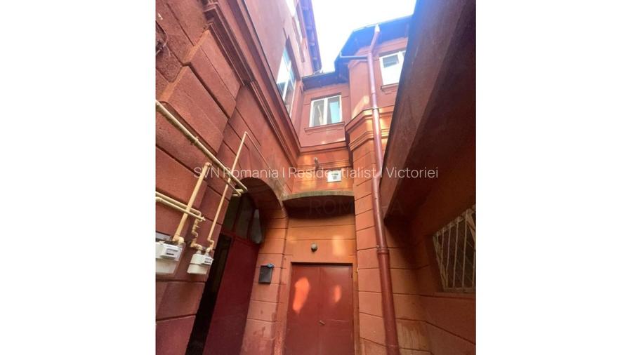 REV2003910 Cladire istorica de vanzare in Centrul Bucurestiului - 13