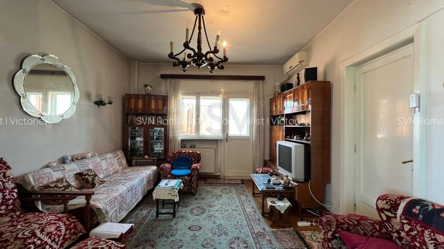 REA1023002 Apartament spatios Calea Grivitei de renovat - 2