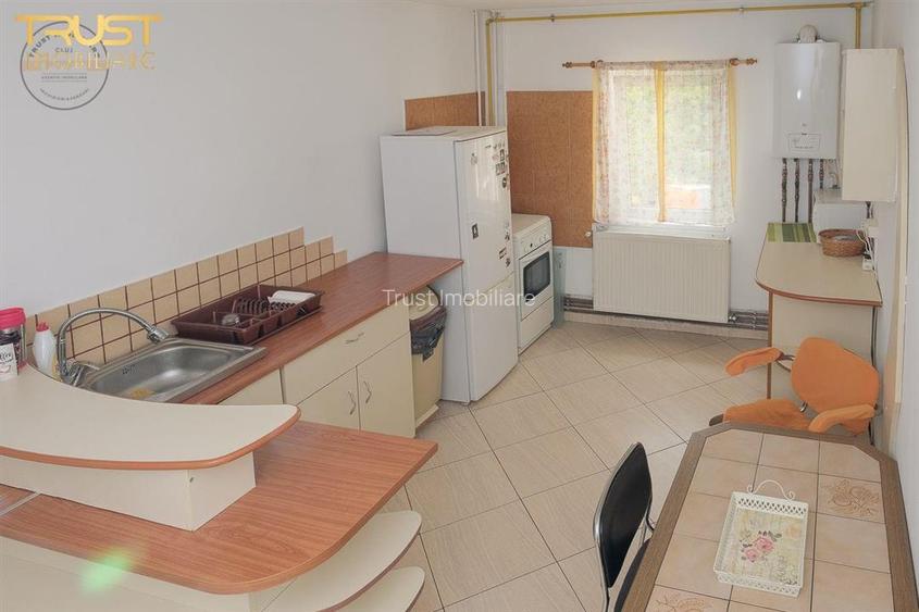 3 camere l Decomandat l 2 Bai l 2 Balcoane l Parcare - 4