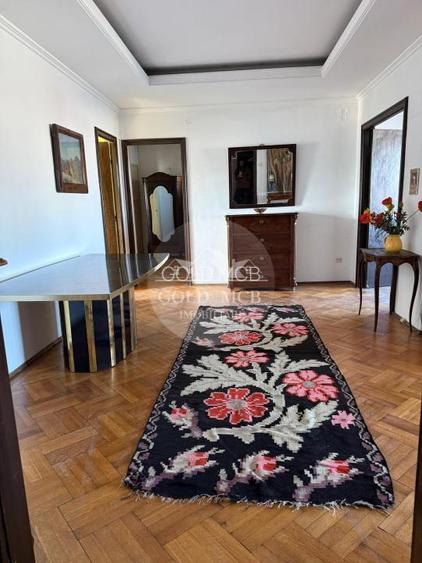 3 Camere Piata Universitatii - 5