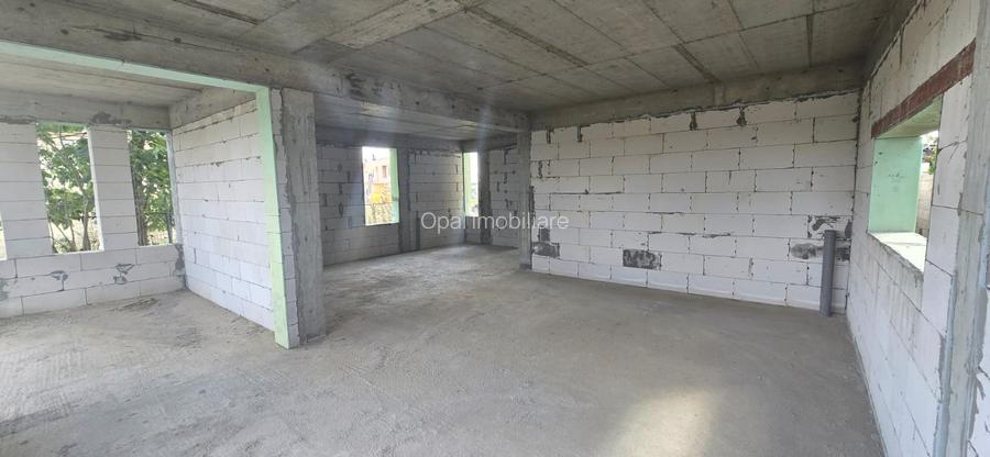 Valu lui Traian - casa P + 1, 6 camere, 336 mp s.u., 450 mp teren - 15