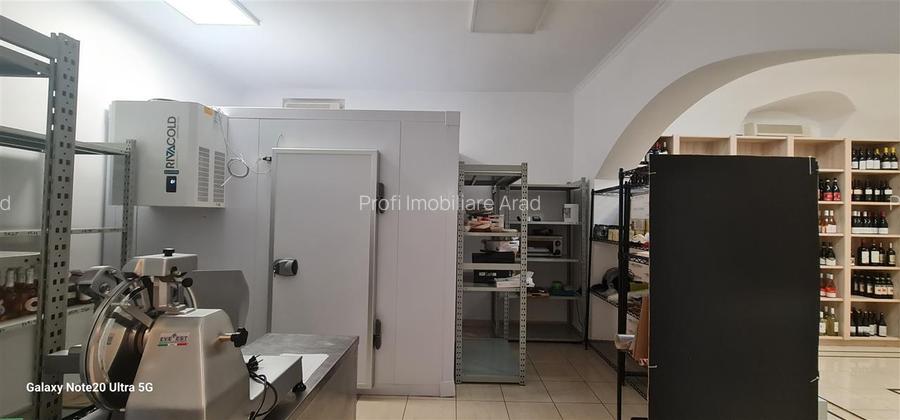 Spatiu comercial 147mp, F.S.12ml, zona Teatru, renovat - 13