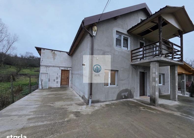 Casa de vânzare în Bârșau, comuna Harau – la doar 15 km de Mun Deva