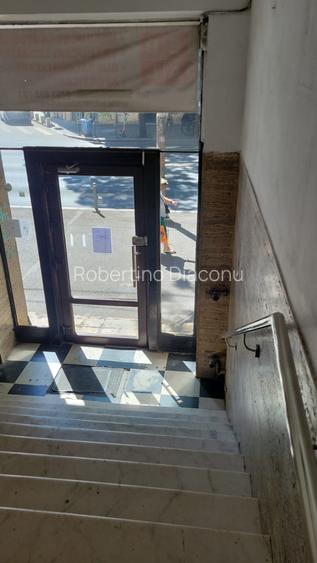 PROPRIERTAR INCHIRIEZ ap. 2 CAM, (parter inalt) str.ARMENEASCA colț cu Bd.CAROL - 10