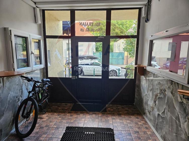 GARSONIERA  de vanzare- decomandata Lic. Informatica  - Brasov! - 12