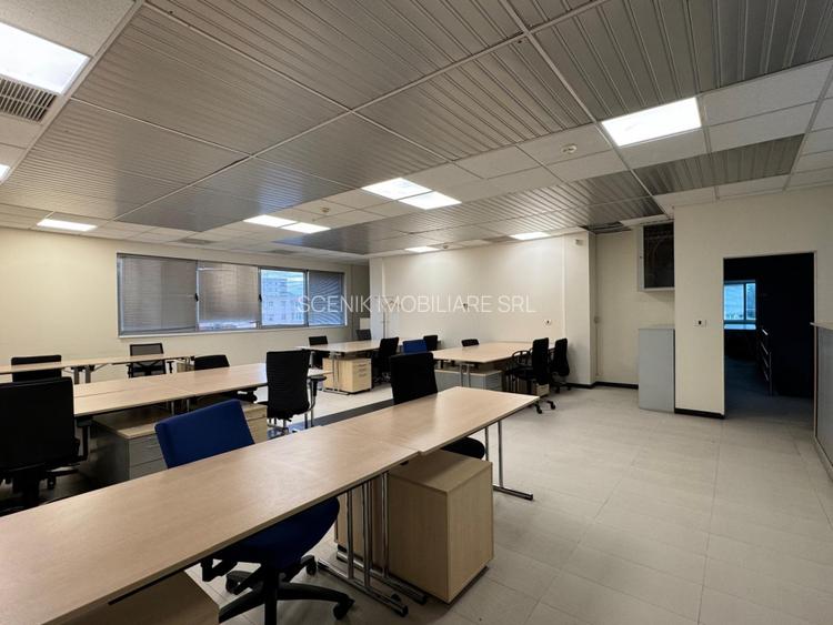 Cladire administrativa cu multiple functionalitati, call center, clinica,birouri - 16