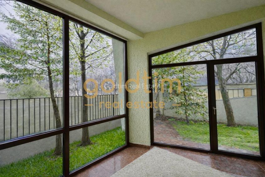 VILA DE COLT/IANCU NICOLAE/SUPERBA/CURTE GENEROASA/ZONA LINISTITA - 33